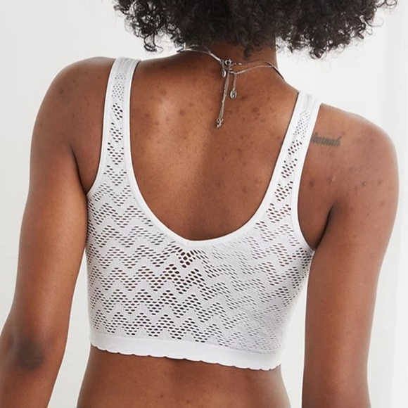 💋AERIE SUPERCHILL SEAMLESS BRA TOP SIZE M - Picture 2 of 9